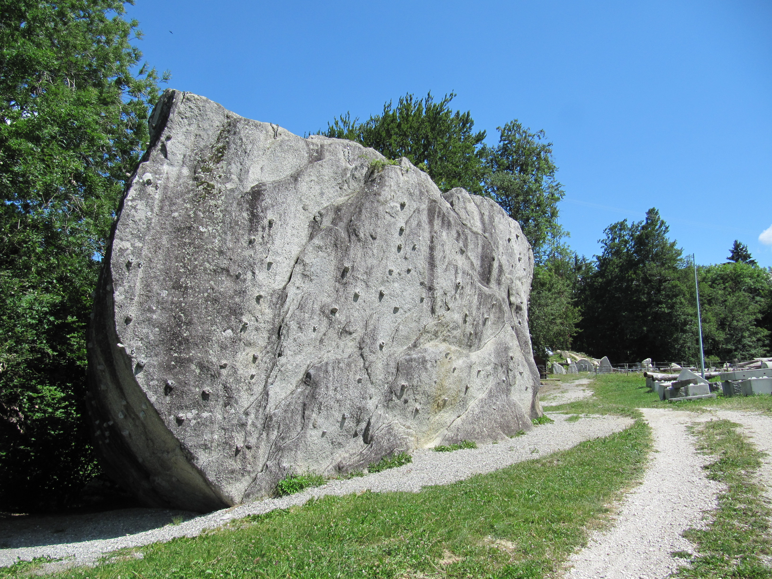 Bloc erratique, Cordon 