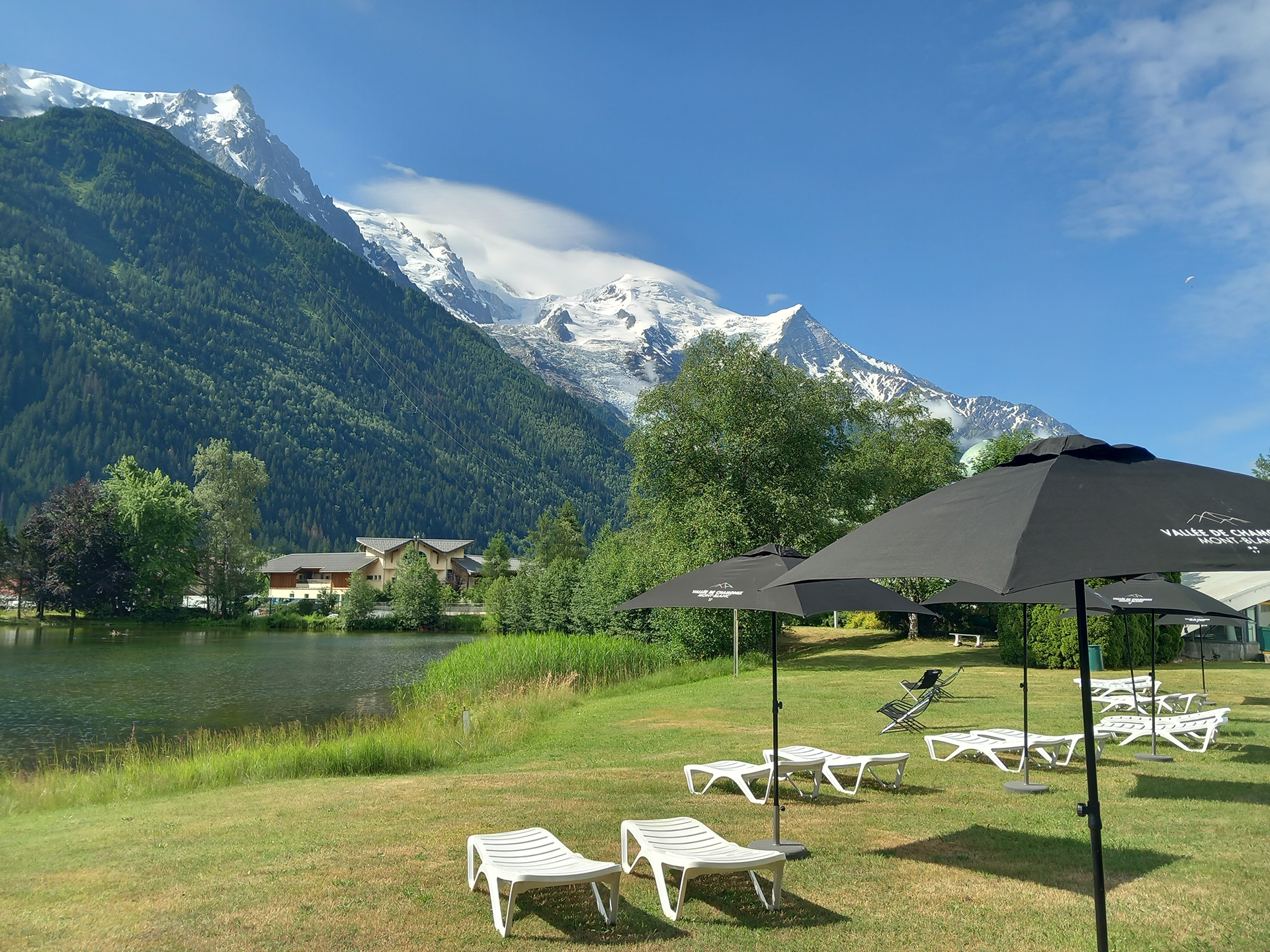 photo piscine exterieure